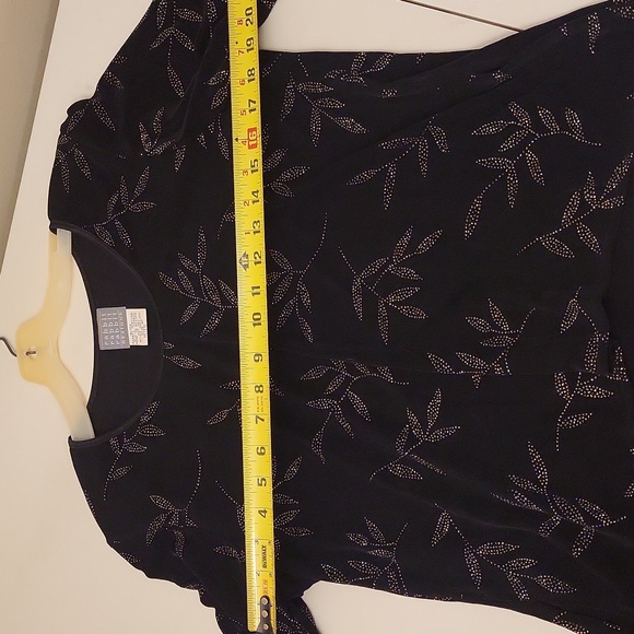 Rabbit Rabbit Rabbit 🐇 Womens Beautiful Sparkly Blouse - Picture 7 of 7